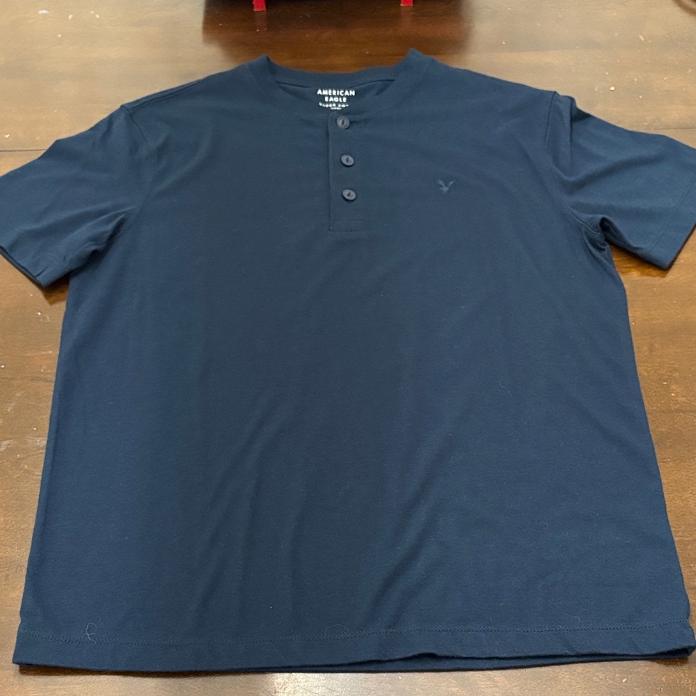 Men’s American Eagle Shirt